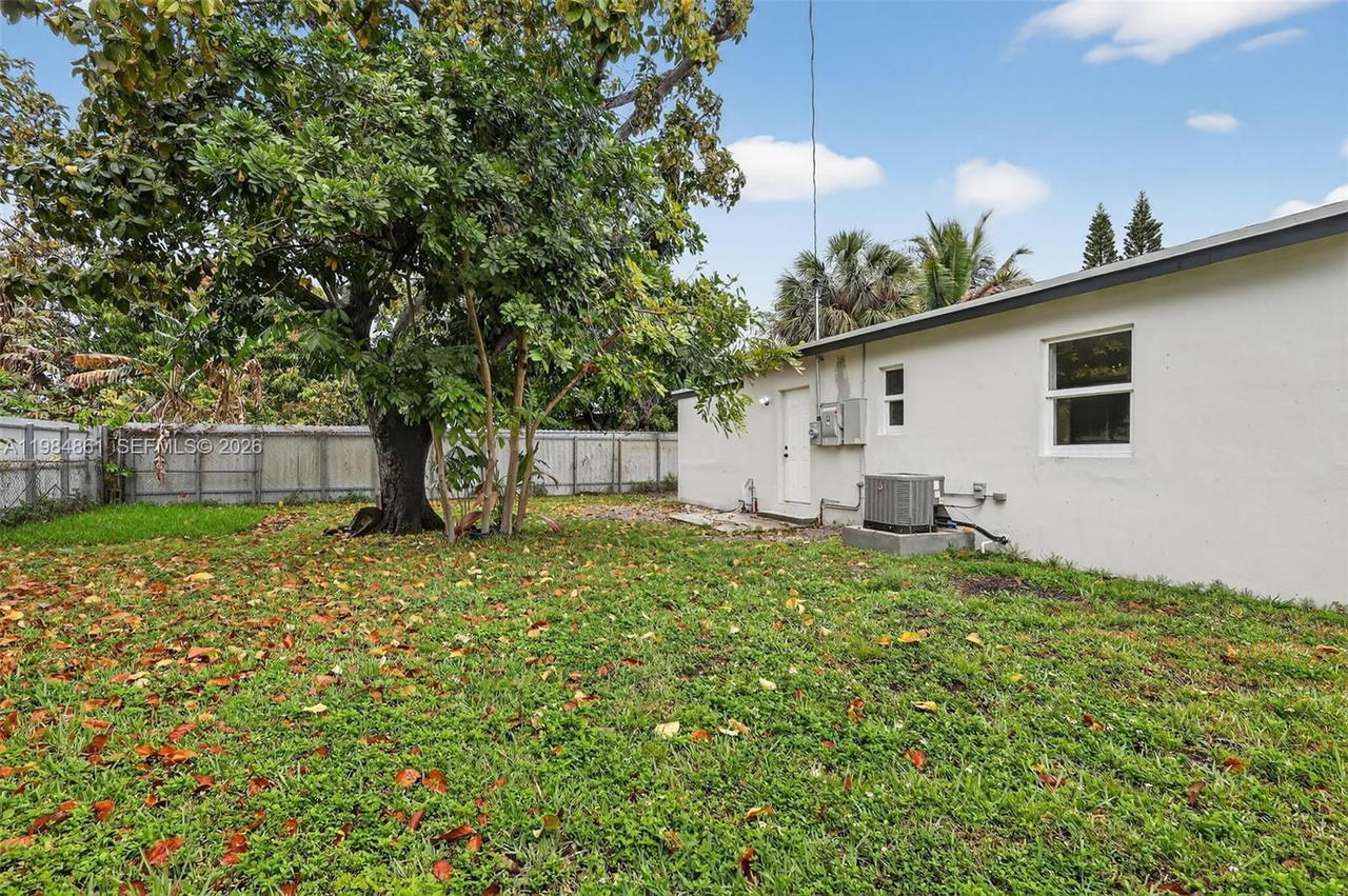 Real estate property located at 17980 2nd Ct, Miami-dade, North Ridge, Miami Gardens, FL