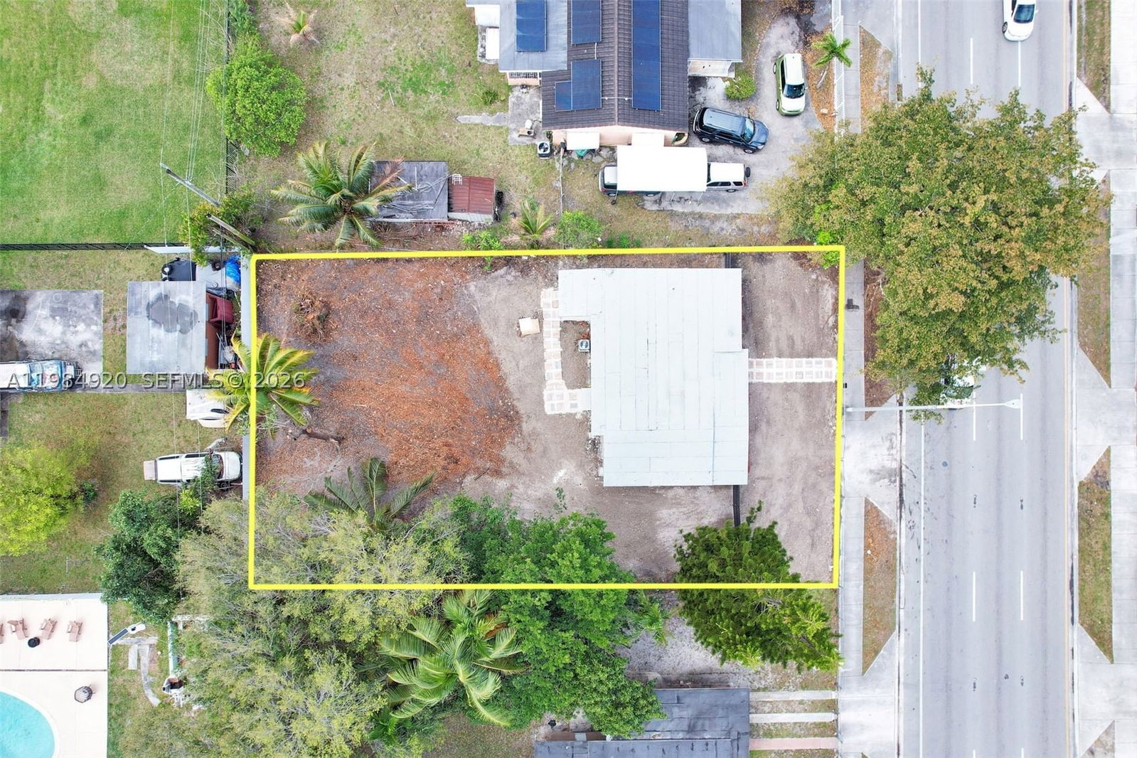 Real estate property located at 1830 135th St, Miami-dade, Pine Tree Lake, Miami, FL