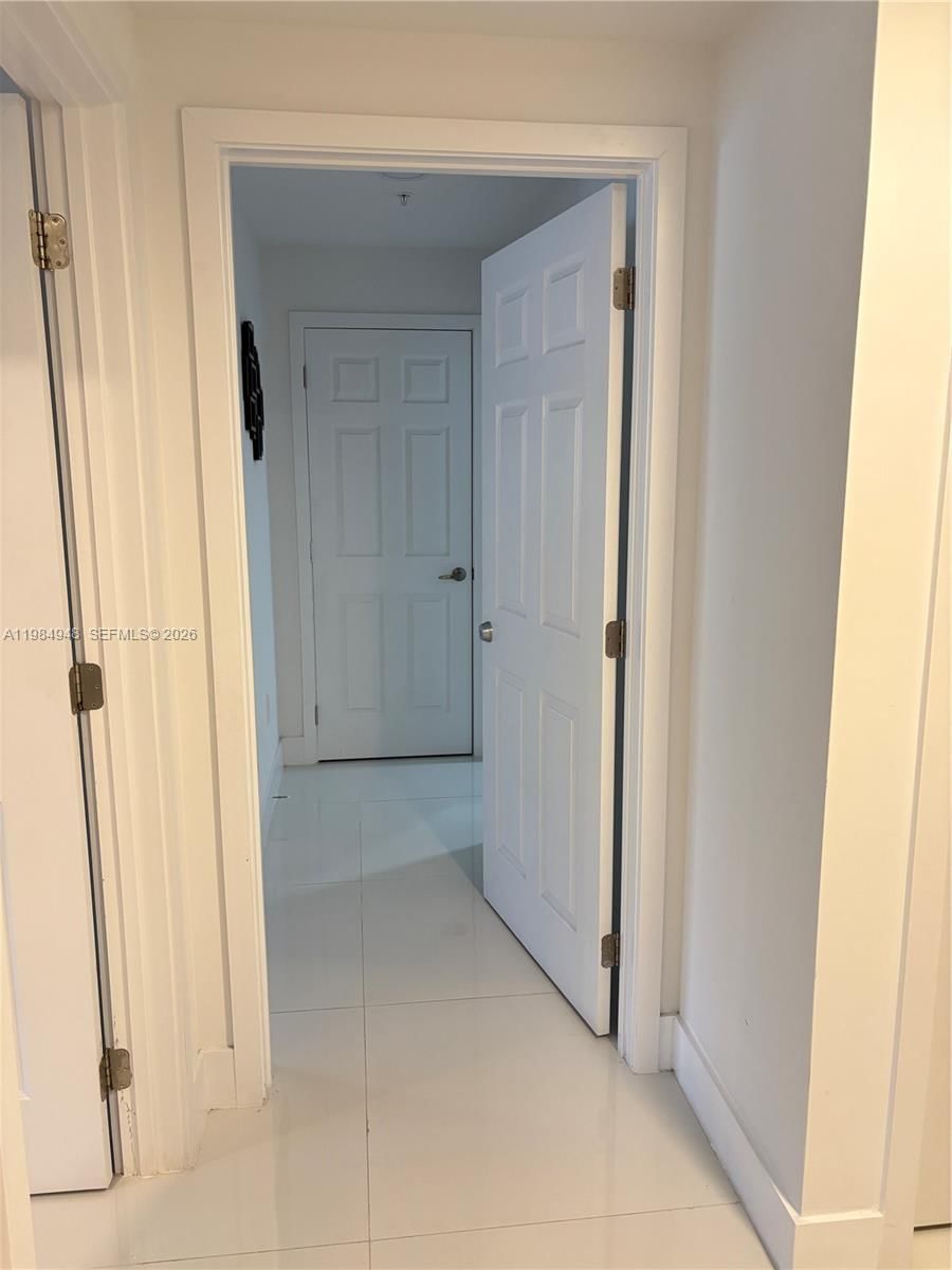 Real estate property located at 10950 82nd St #319, Miami-dade, Islands At Doral 1st Addi, Doral, FL