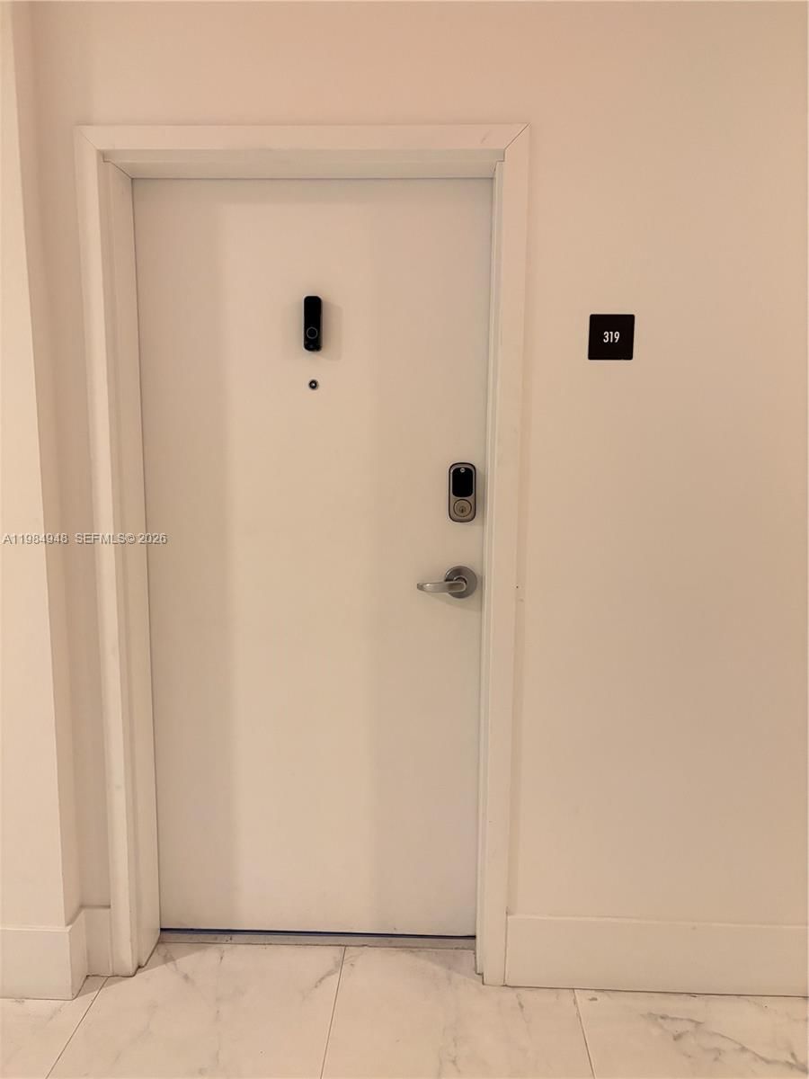 Real estate property located at 10950 82nd St #319, Miami-dade, Islands At Doral 1st Addi, Doral, FL