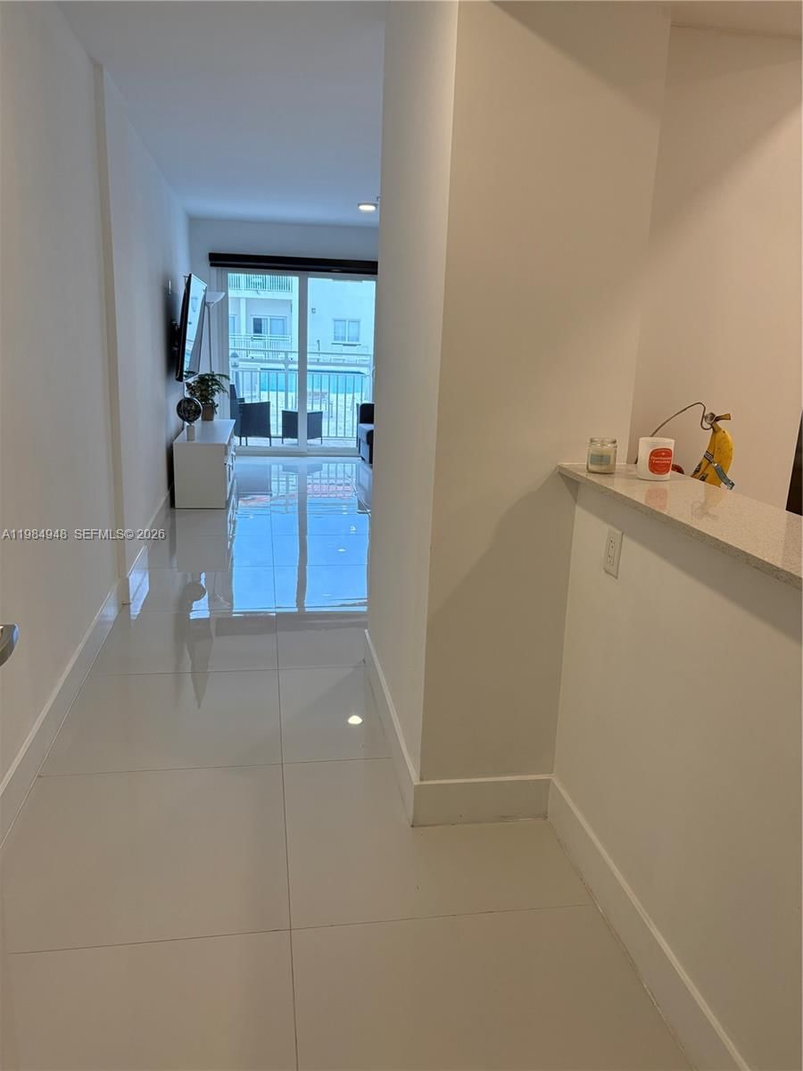 Real estate property located at 10950 82nd St #319, Miami-dade, Islands At Doral 1st Addi, Doral, FL