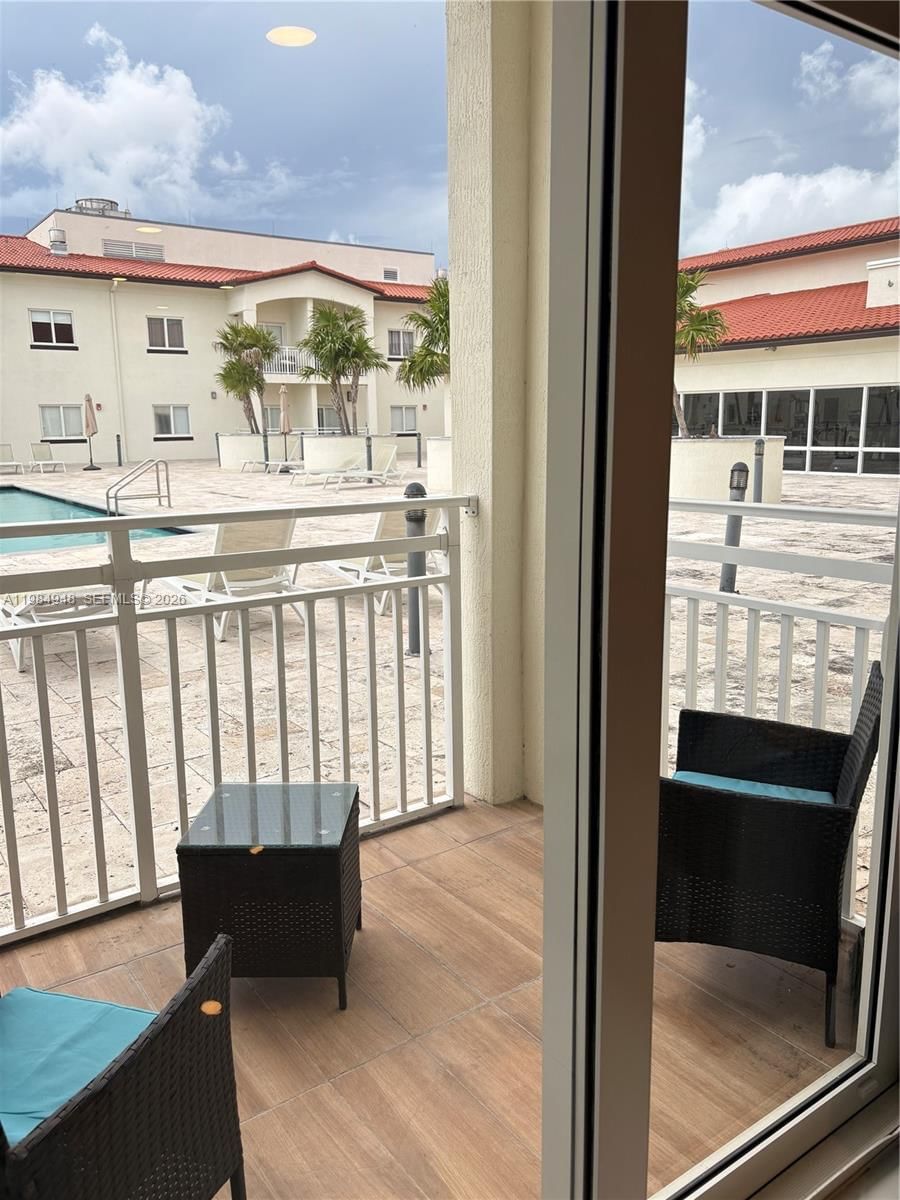 Real estate property located at 10950 82nd St #319, Miami-dade, Islands At Doral 1st Addi, Doral, FL