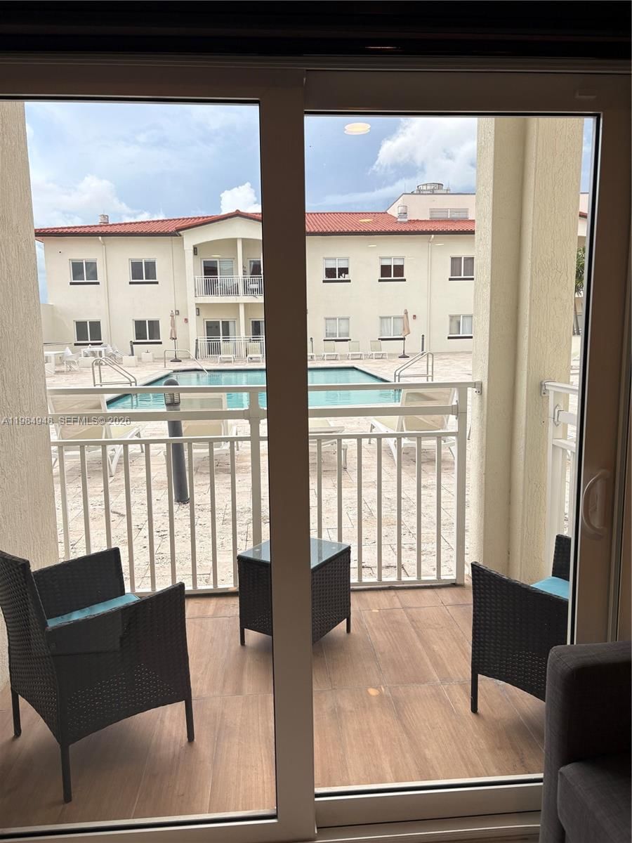 Real estate property located at 10950 82nd St #319, Miami-dade, Islands At Doral 1st Addi, Doral, FL