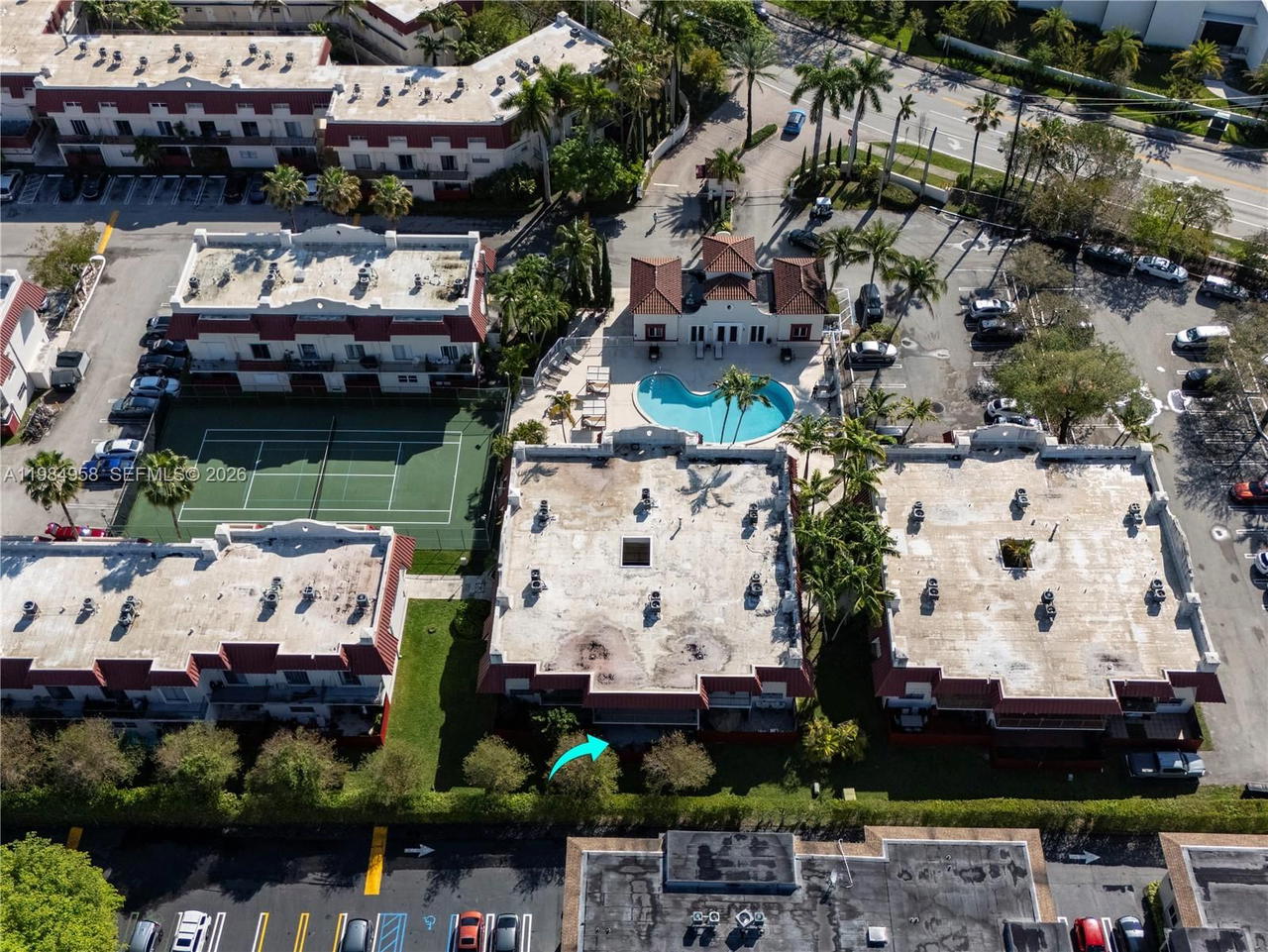 Real estate property located at 6711 Kendall Dr #505, Miami-dade, Villas Of Pinecrest Condo, Pinecrest, FL