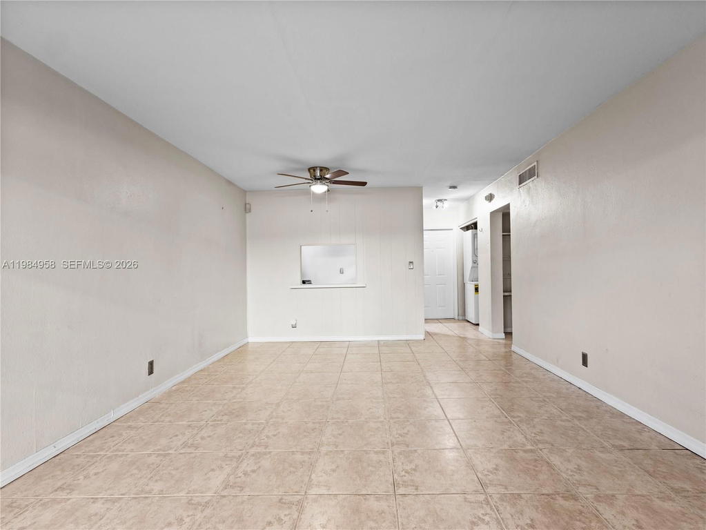 Real estate property located at 6711 Kendall Dr #505, Miami-dade, Villas Of Pinecrest Condo, Pinecrest, FL