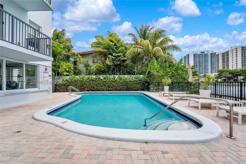 Real estate property located at 2455 Flamingo Dr #201, Miami-dade, Ocean Lakeview Condo, Miami Beach, FL