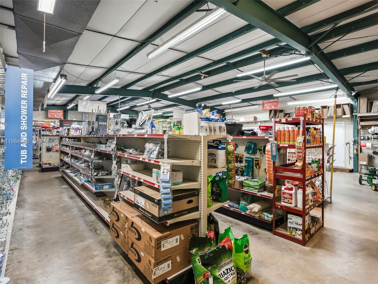 Real estate property located at 9594 Maricamp Road, Marion, Davie (3780-3790;3880), Ocala, FL