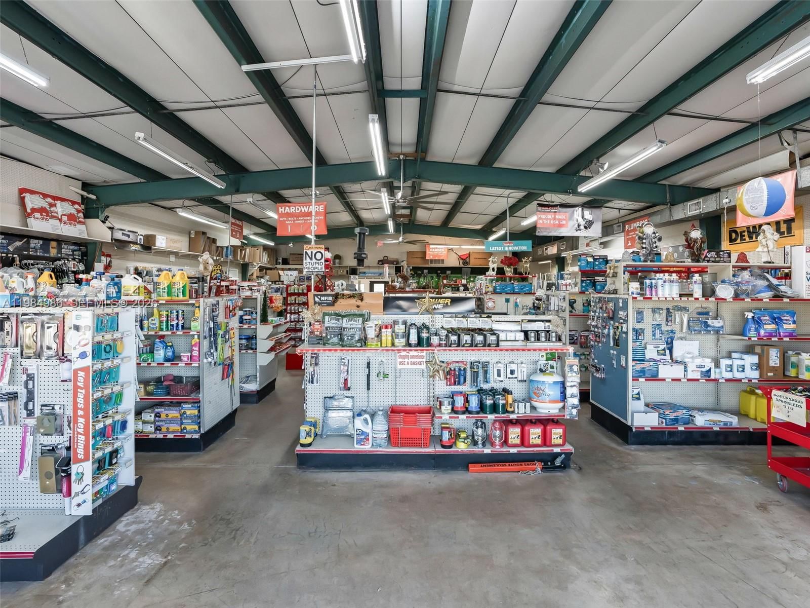 Real estate property located at 9594 Maricamp Road, Marion, Davie (3780-3790;3880), Ocala, FL