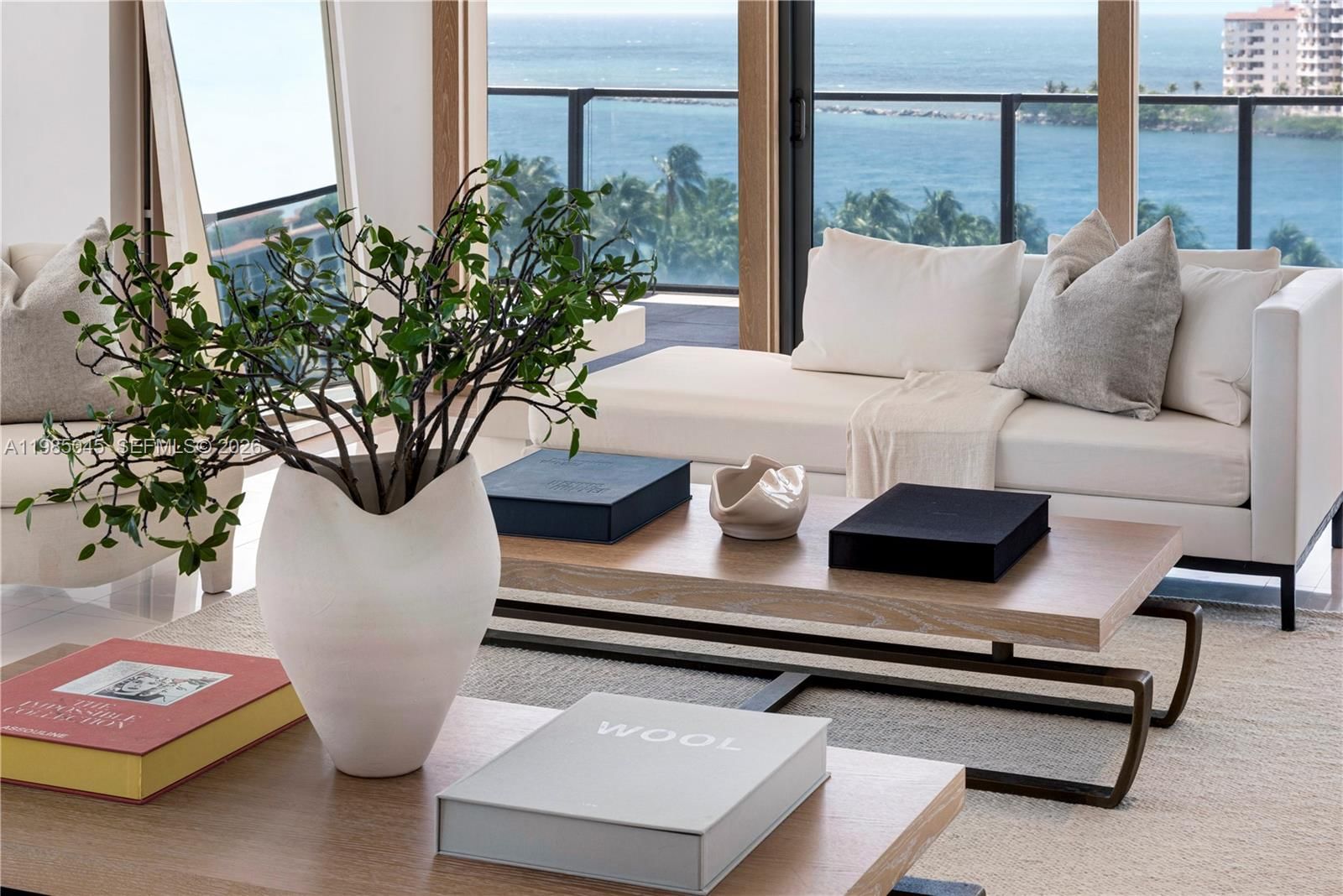 Real estate property located at 800 Pointe Dr #901, Miami-dade, Apogee Condo, Miami Beach, FL