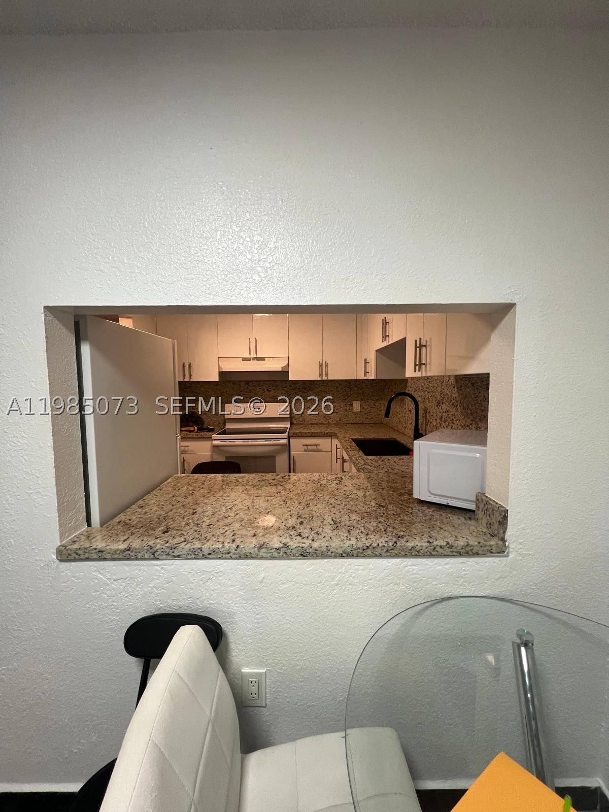 Real estate property located at 1900 68th St D207, Miami-dade, Los Arboles Condo, Hialeah, FL