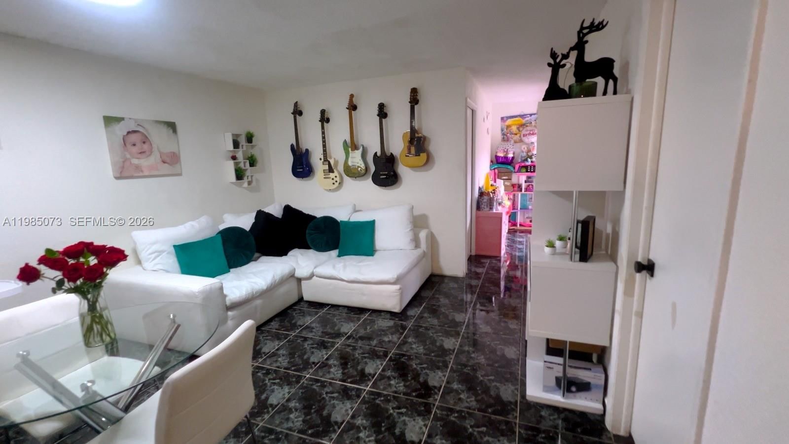 Real estate property located at 1900 68th St D207, Miami-dade, Los Arboles Condo, Hialeah, FL