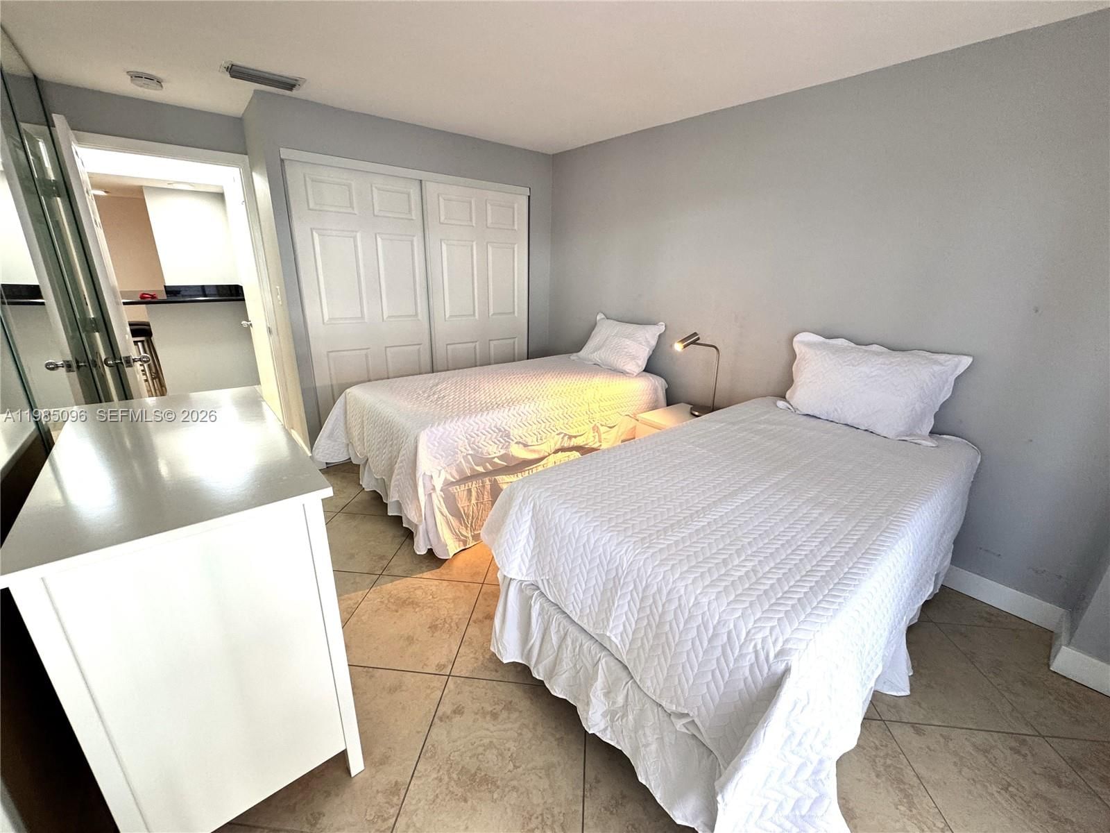 Real estate property located at 9195 Collins Ave PH4, Miami-dade, Carlisle On The Ocean, Surfside, FL