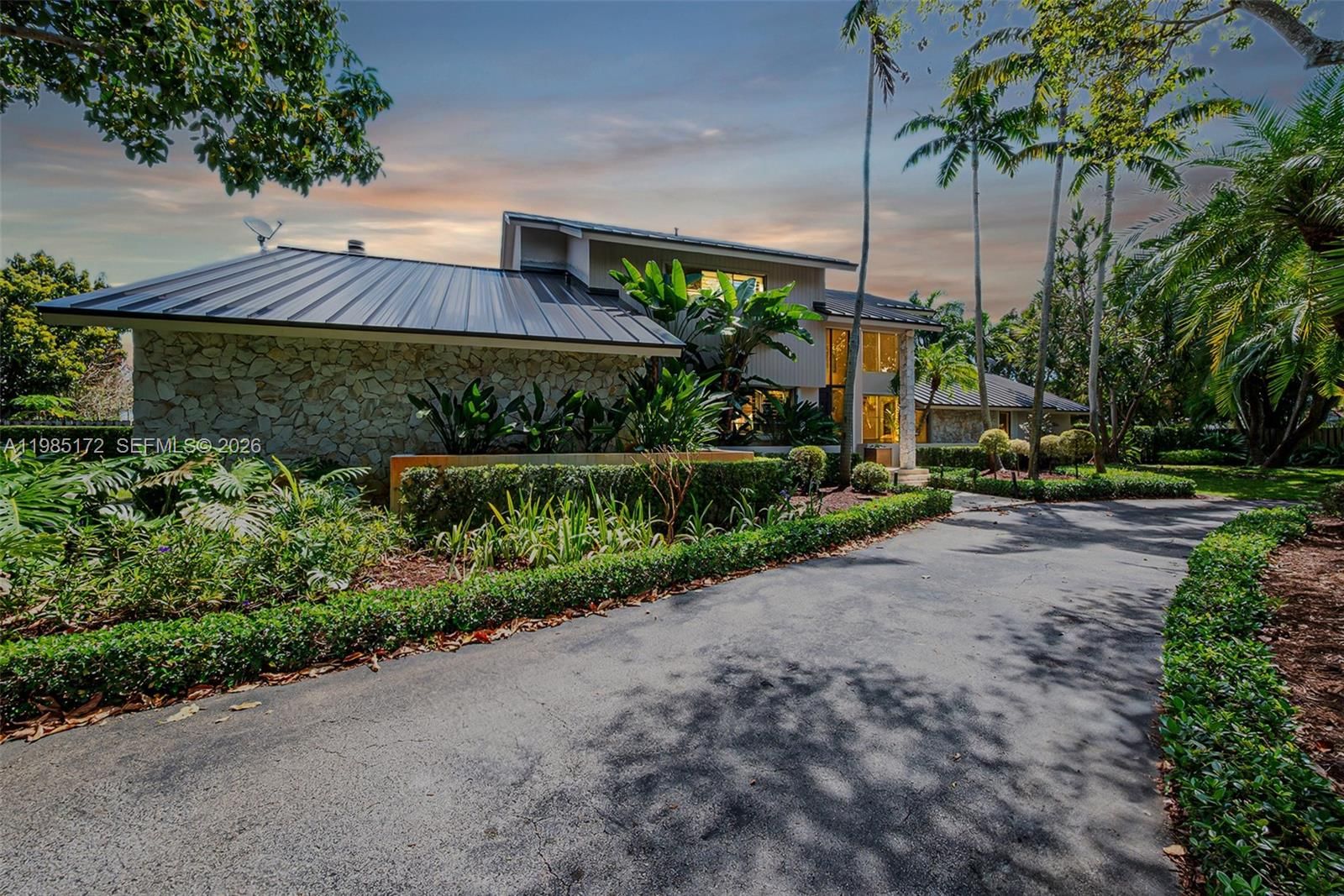 Real estate property located at 11785 90th Ave, Miami-dade, Country Grove Estates, Miami, FL