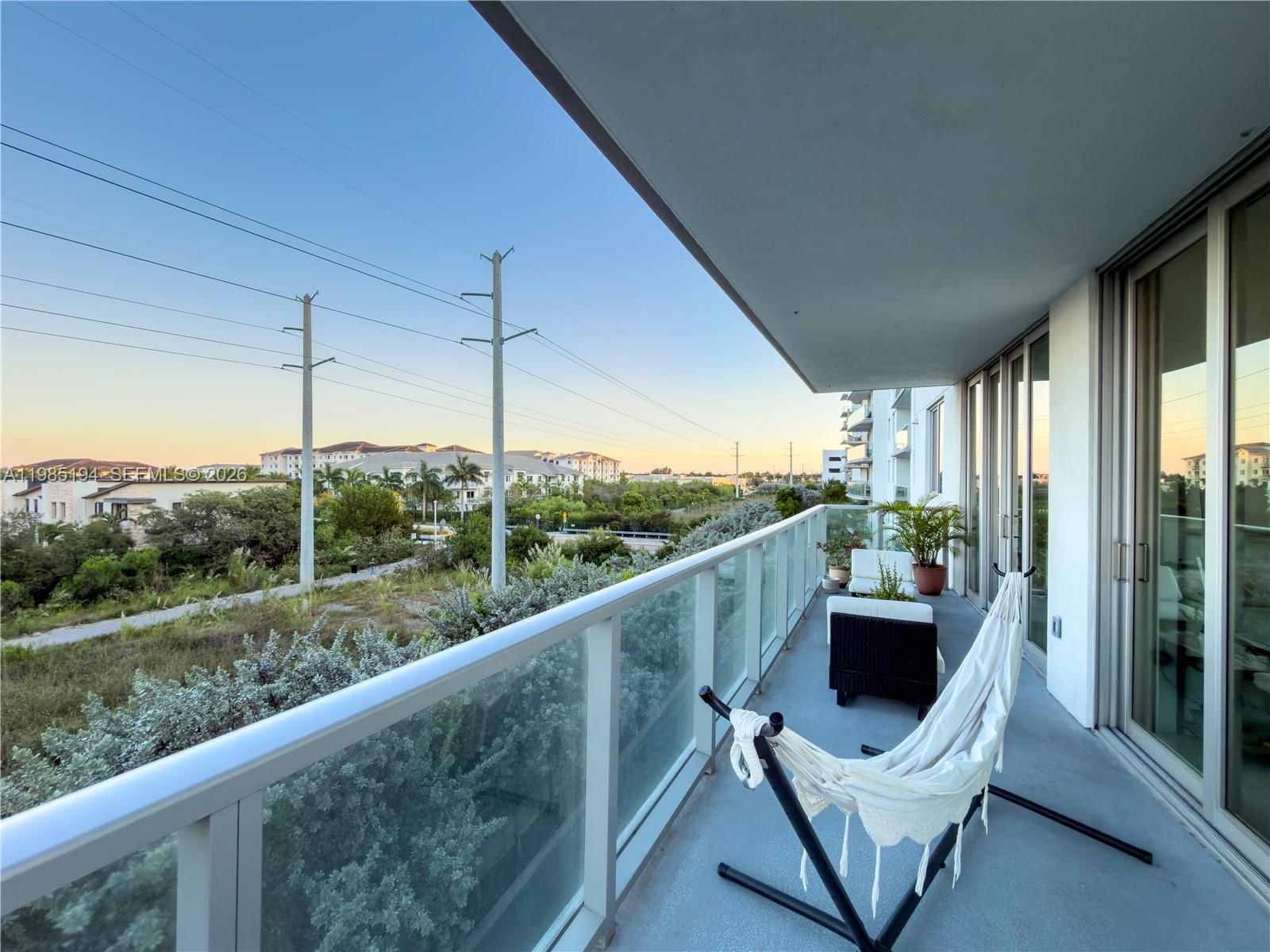 Real estate property located at 7825 107th Ave #301, Miami-dade, Midtown At Doral, Doral, FL