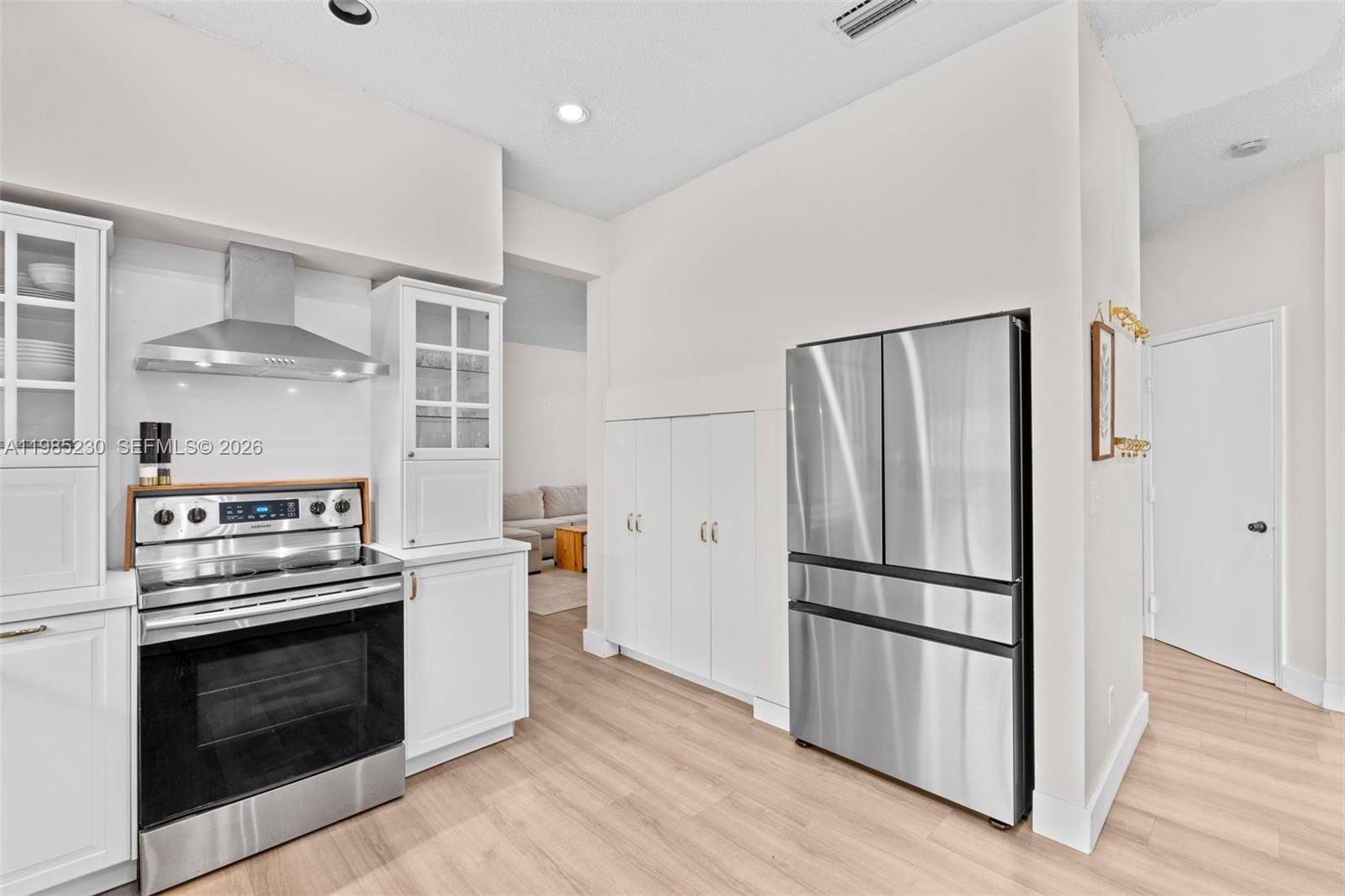 Real estate property located at 2832 Cayenne Ave, Broward, Embassy Lakes, Cooper City, FL