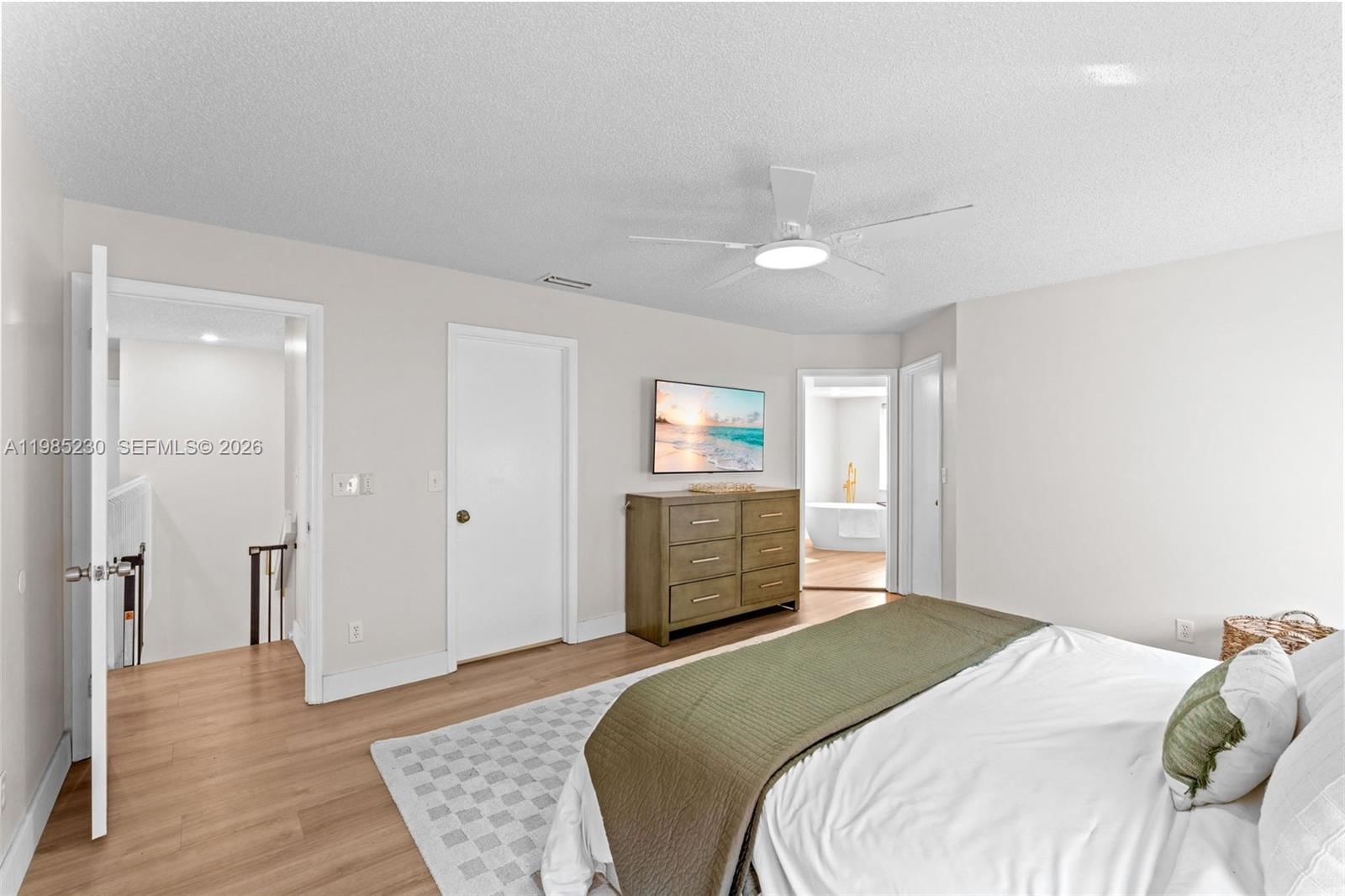 Real estate property located at 2832 Cayenne Ave, Broward, Embassy Lakes, Cooper City, FL