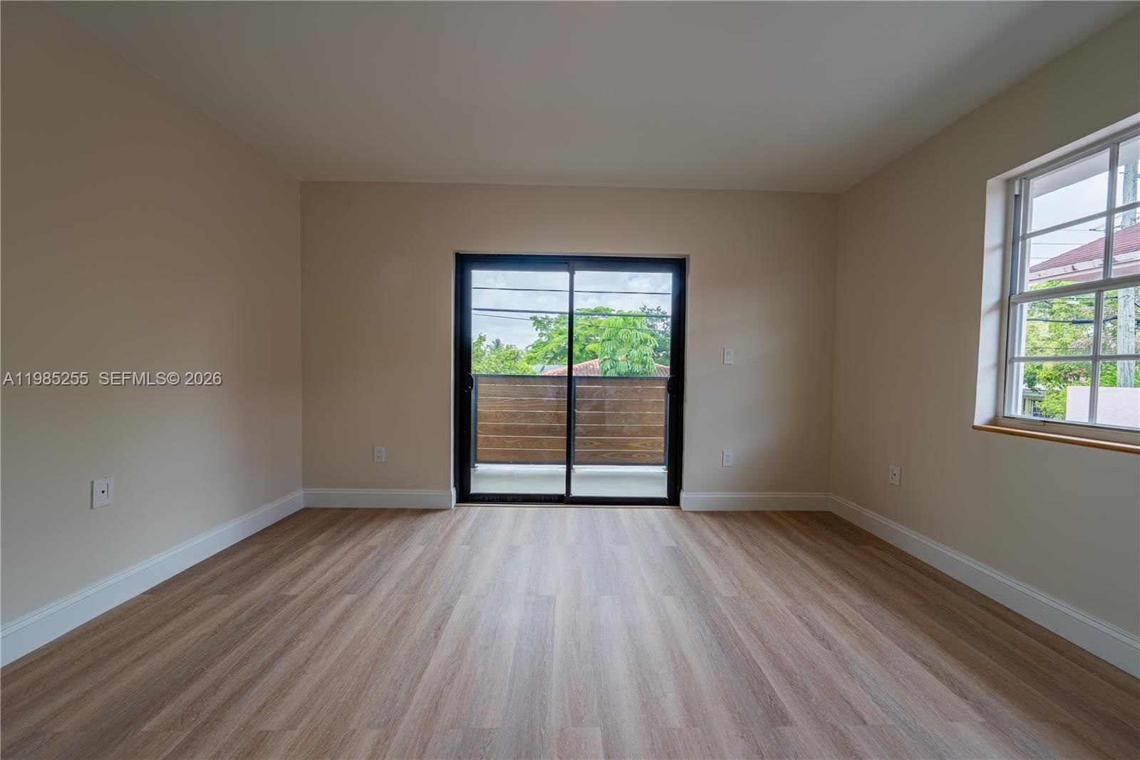 Real estate property located at 370 Flagami Blvd, Miami-dade, Flagami Sec A, Miami, FL