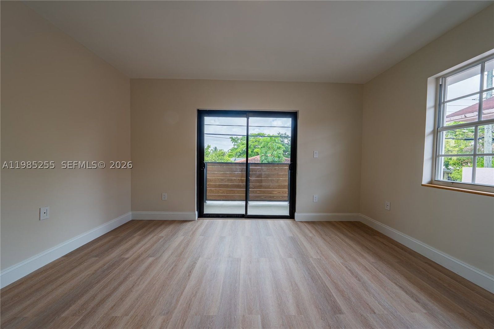 Real estate property located at 370 Flagami Blvd, Miami-dade, Flagami Sec A, Miami, FL