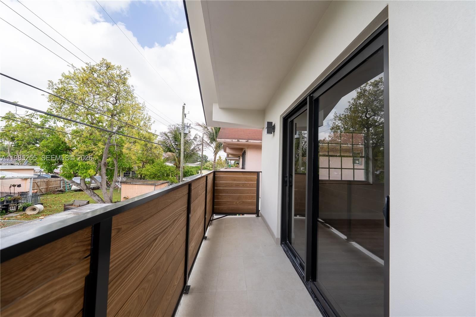 Real estate property located at 370 Flagami Blvd, Miami-dade, Flagami Sec A, Miami, FL