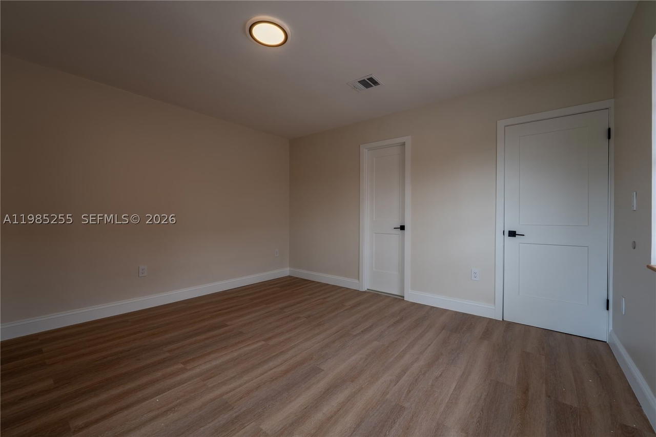 Real estate property located at 370 Flagami Blvd, Miami-dade, Flagami Sec A, Miami, FL
