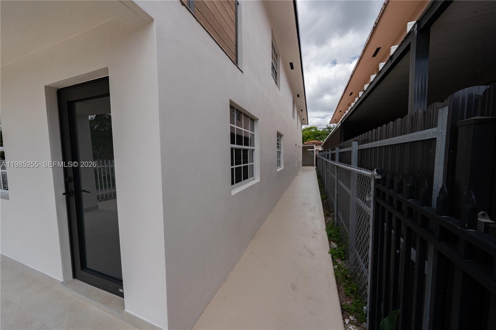 Real estate property located at 370 Flagami Blvd, Miami-dade, Flagami Sec A, Miami, FL