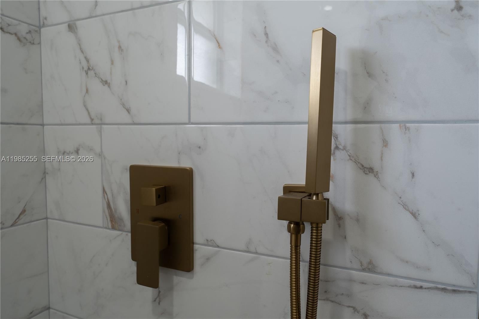 Real estate property located at 370 Flagami Blvd, Miami-dade, Flagami Sec A, Miami, FL