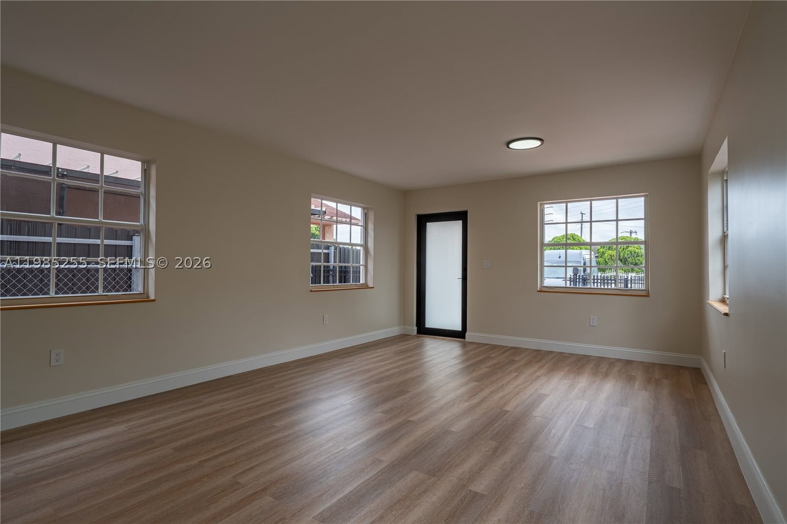Real estate property located at 370 Flagami Blvd, Miami-dade, Flagami Sec A, Miami, FL