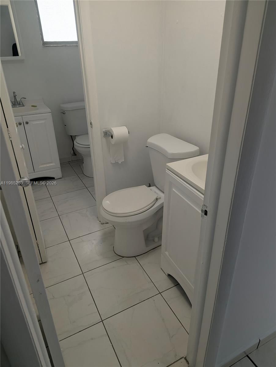 Real estate property located at 1051 1st St #411, Miami-dade, Miramar Terrace Condo, Miami, FL