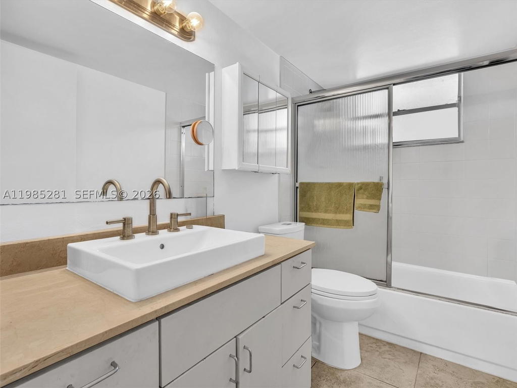Real estate property located at 1236 Alton Rd #304, Miami-dade, Alton Star Condo, Miami Beach, FL
