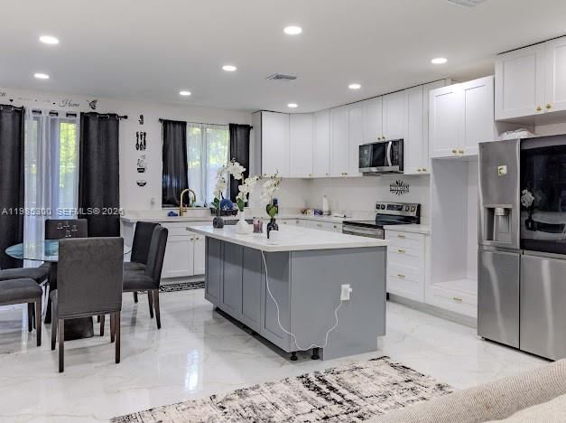 Real estate property located at 666 164th Ter, Miami-dade, Pleasant Village, Miami, FL