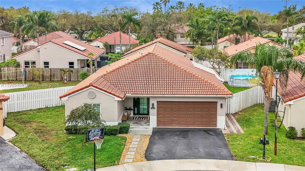 Real estate property located at 12742 11th Pl, Broward, Savannah Plat 3, Sunrise, FL