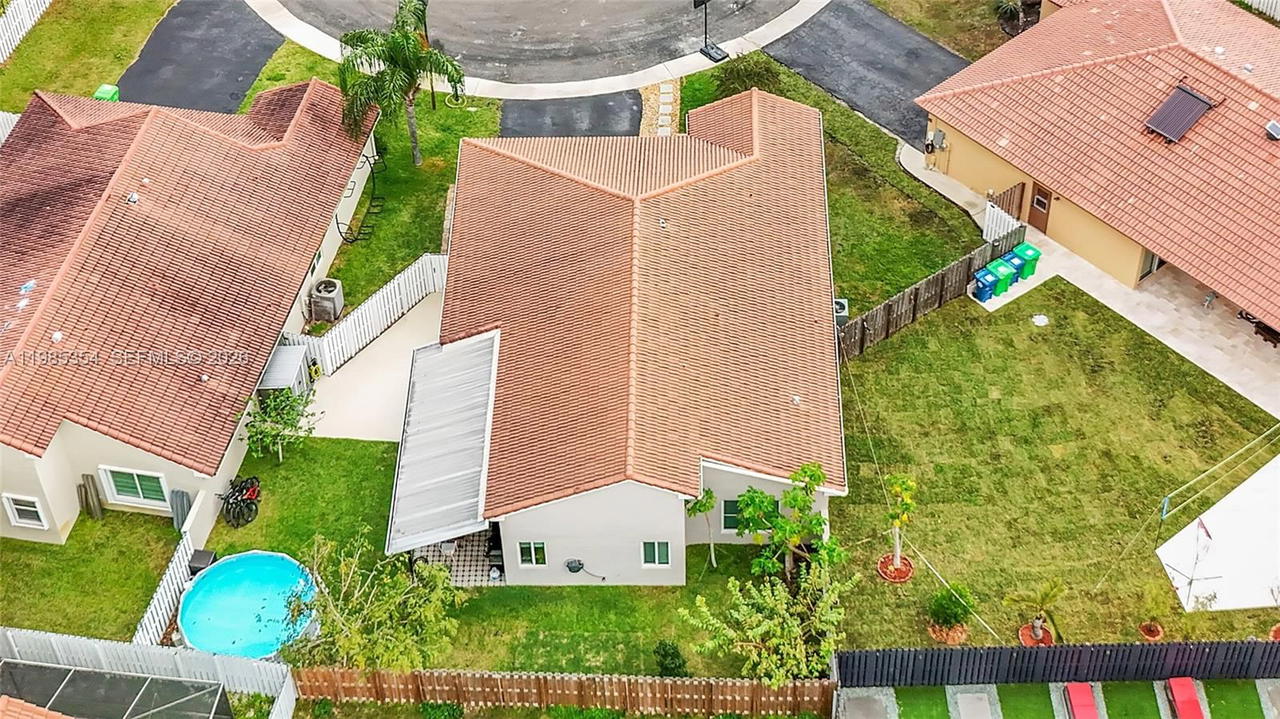Real estate property located at 12742 11th Pl, Broward, Savannah Plat 3, Sunrise, FL