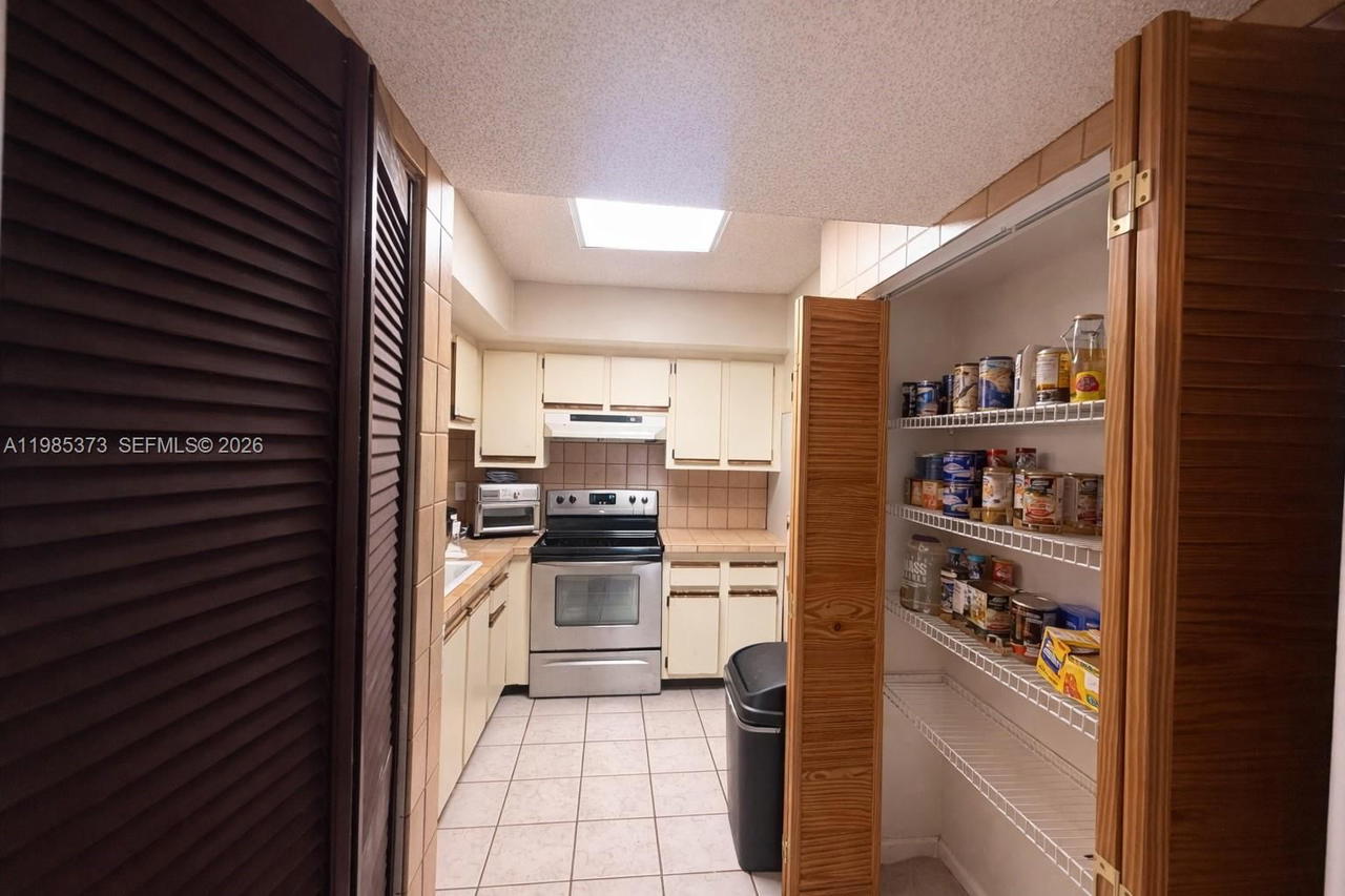 Real estate property located at 18216 Mediterranean Blvd #1-19, Miami-dade, Moors Pointe Condo, Hialeah, FL