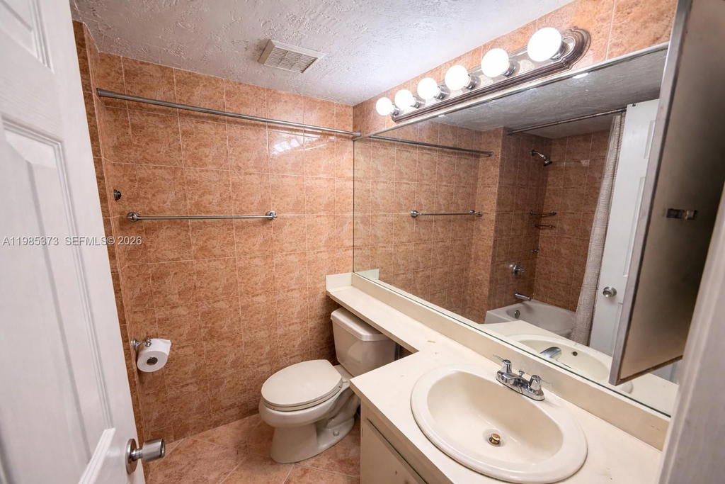 Real estate property located at 18216 Mediterranean Blvd #1-19, Miami-dade, Moors Pointe Condo, Hialeah, FL