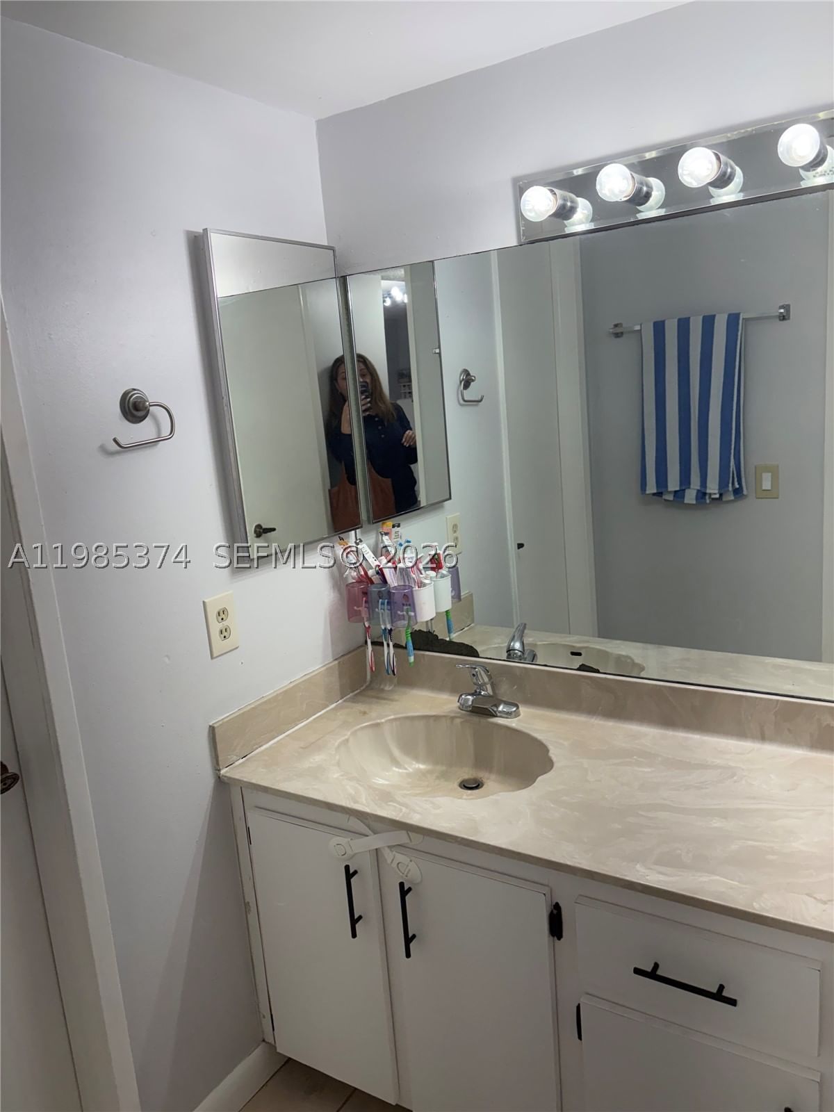 Real estate property located at 571 107th Ave #205, Miami-dade, West Lake Village Condo, Miami, FL