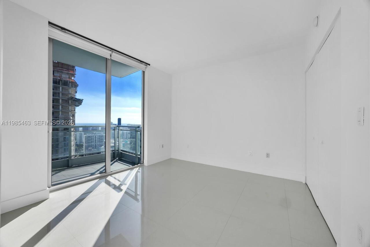 Real estate property located at 92 3rd St #3904, Miami-dade, Mint Condo, Miami, FL