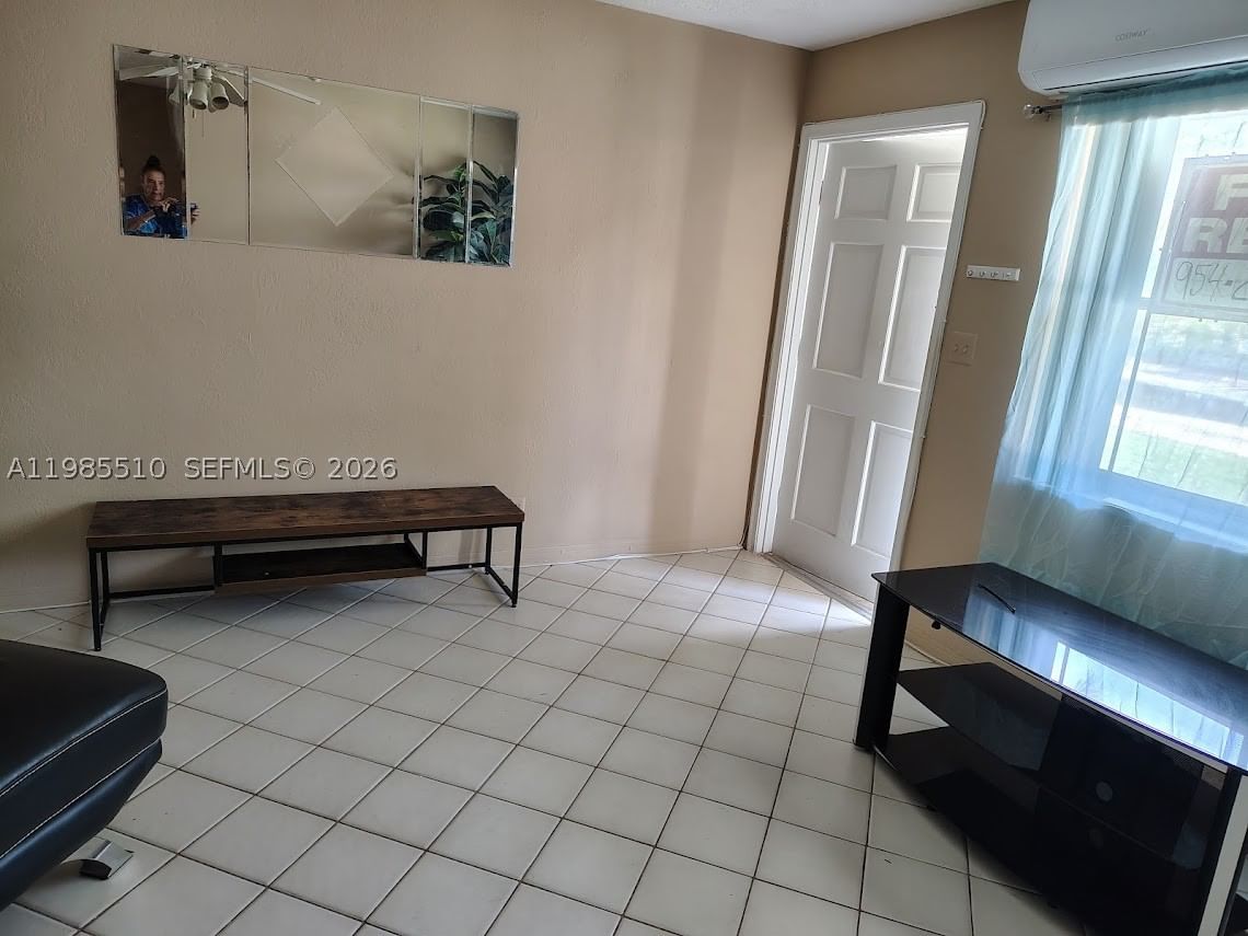 Real estate property located at 1816 Mckinley St #2, Broward, Pell Manor Condo, Hollywood, FL