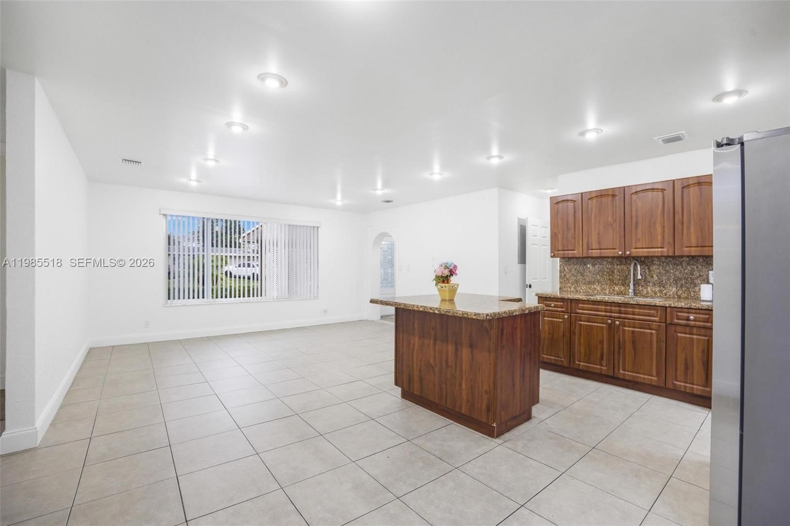 Real estate property located at 6450 Mckinley St, Broward, Fleetwood Manor, Hollywood, FL