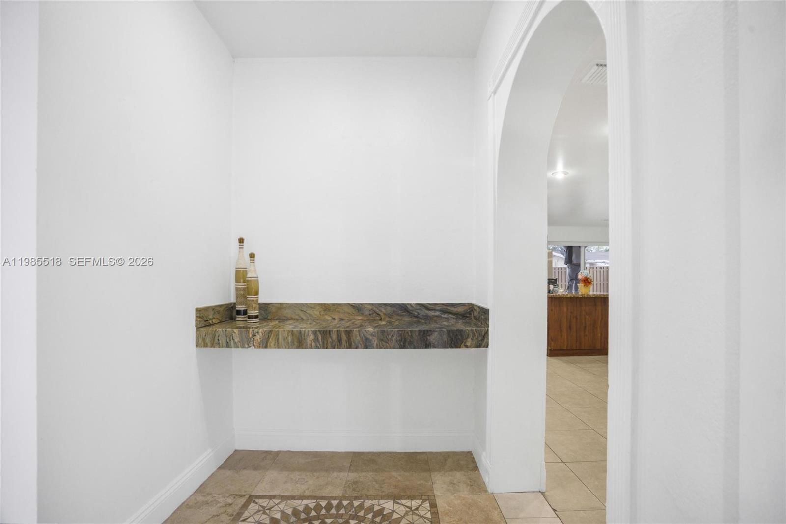 Real estate property located at 6450 Mckinley St, Broward, Fleetwood Manor, Hollywood, FL