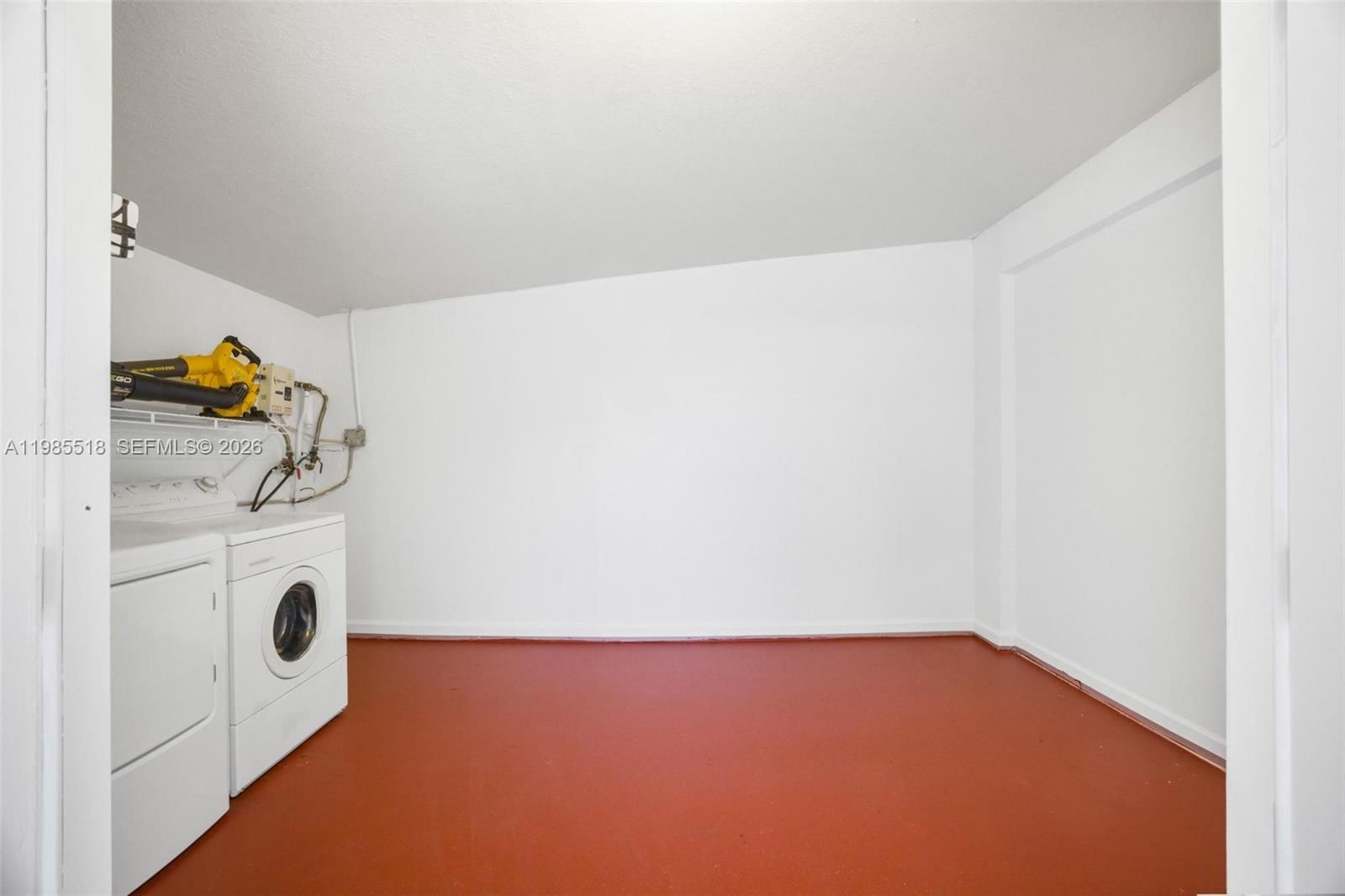 Real estate property located at 6450 Mckinley St, Broward, Fleetwood Manor, Hollywood, FL