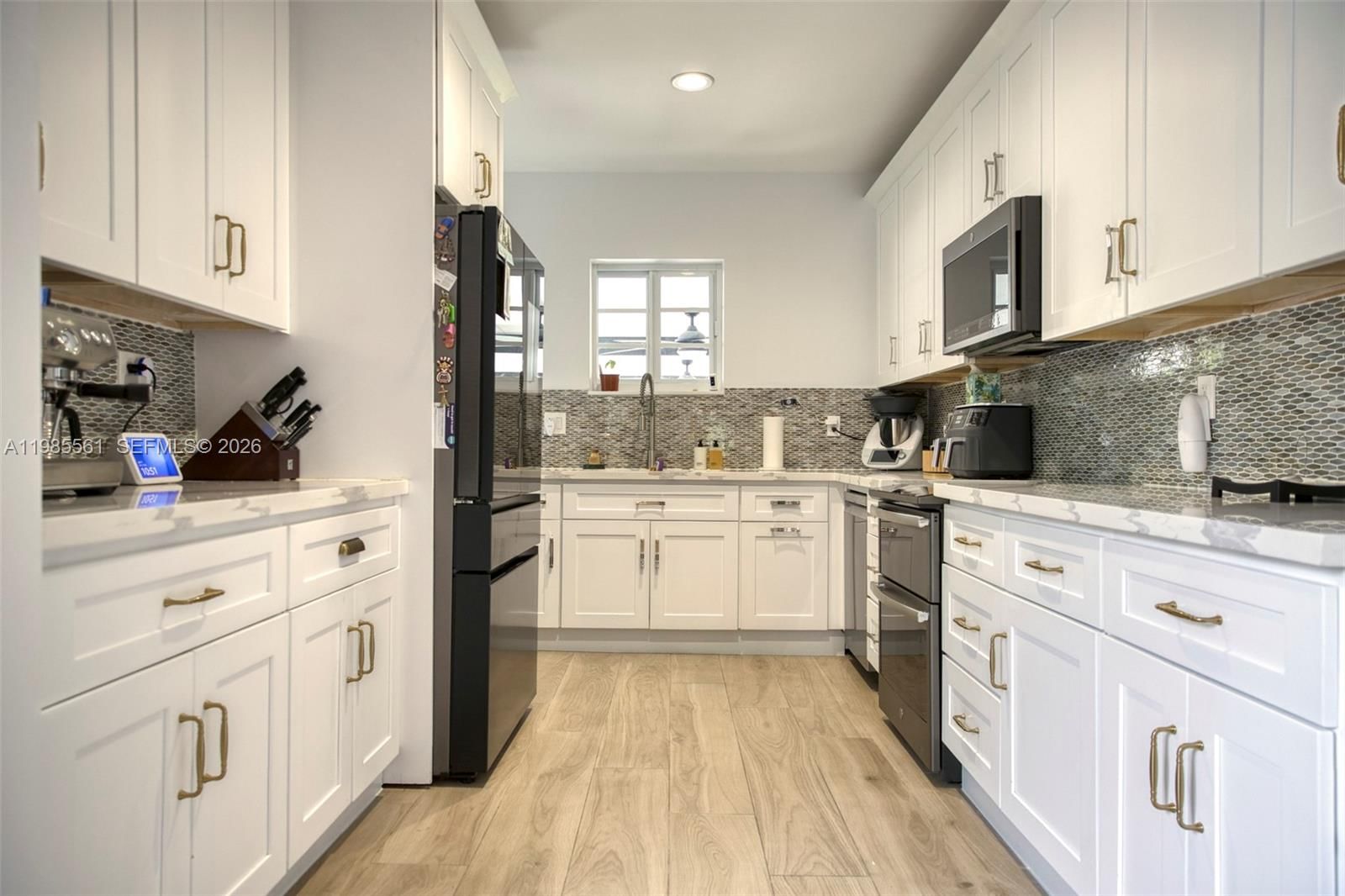 Real estate property located at 2397 13th St, Miami-dade, Byan Park, Miami, FL