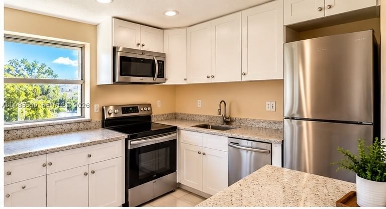 Real estate property located at 9180 Fontainebleau Blvd #401, Miami-dade, Parkview Condo No 2, Miami, FL