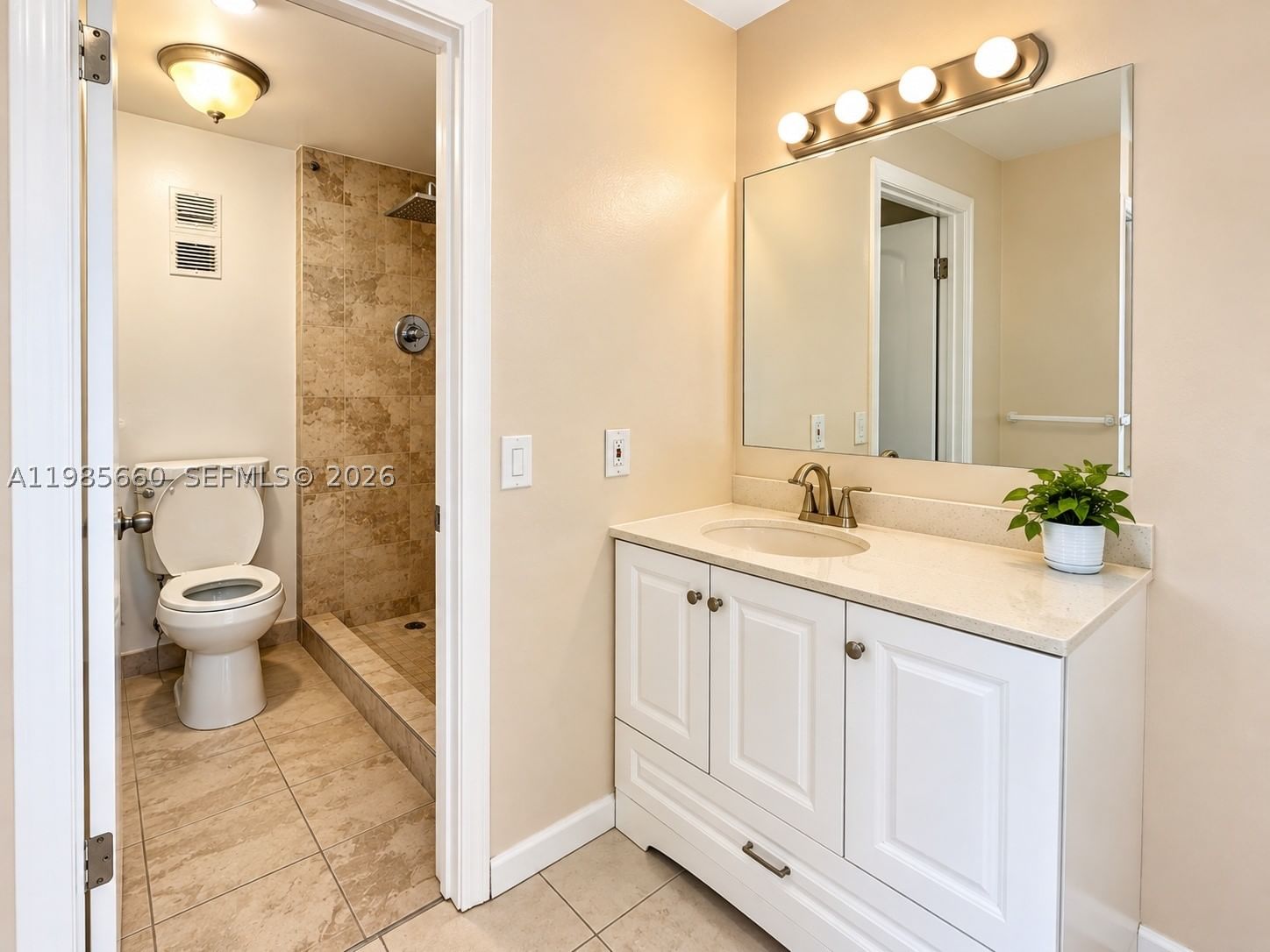 Real estate property located at 9180 Fontainebleau Blvd #401, Miami-dade, Parkview Condo No 2, Miami, FL