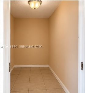 Real estate property located at 9180 Fontainebleau Blvd #401, Miami-dade, Parkview Condo No 2, Miami, FL