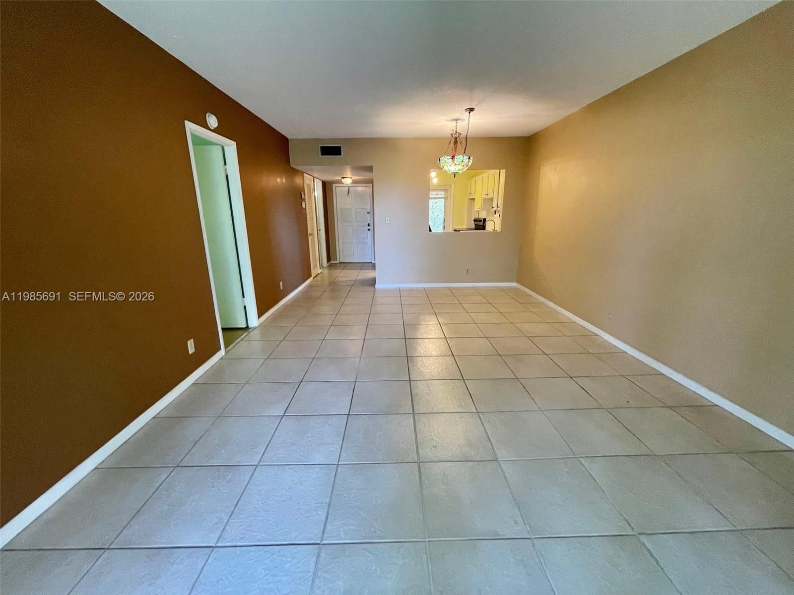 Real estate property located at 1000 Hillcrest Ct #308, Broward, Hillcrest No 4 Condo, Hollywood, FL