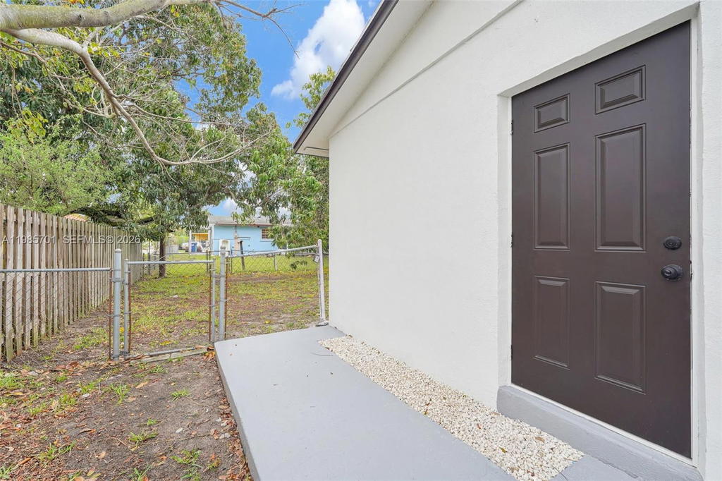 Real estate property located at 17535 49th Ct, Miami-dade, Carol City 3rd Addn, Opa Locka, FL