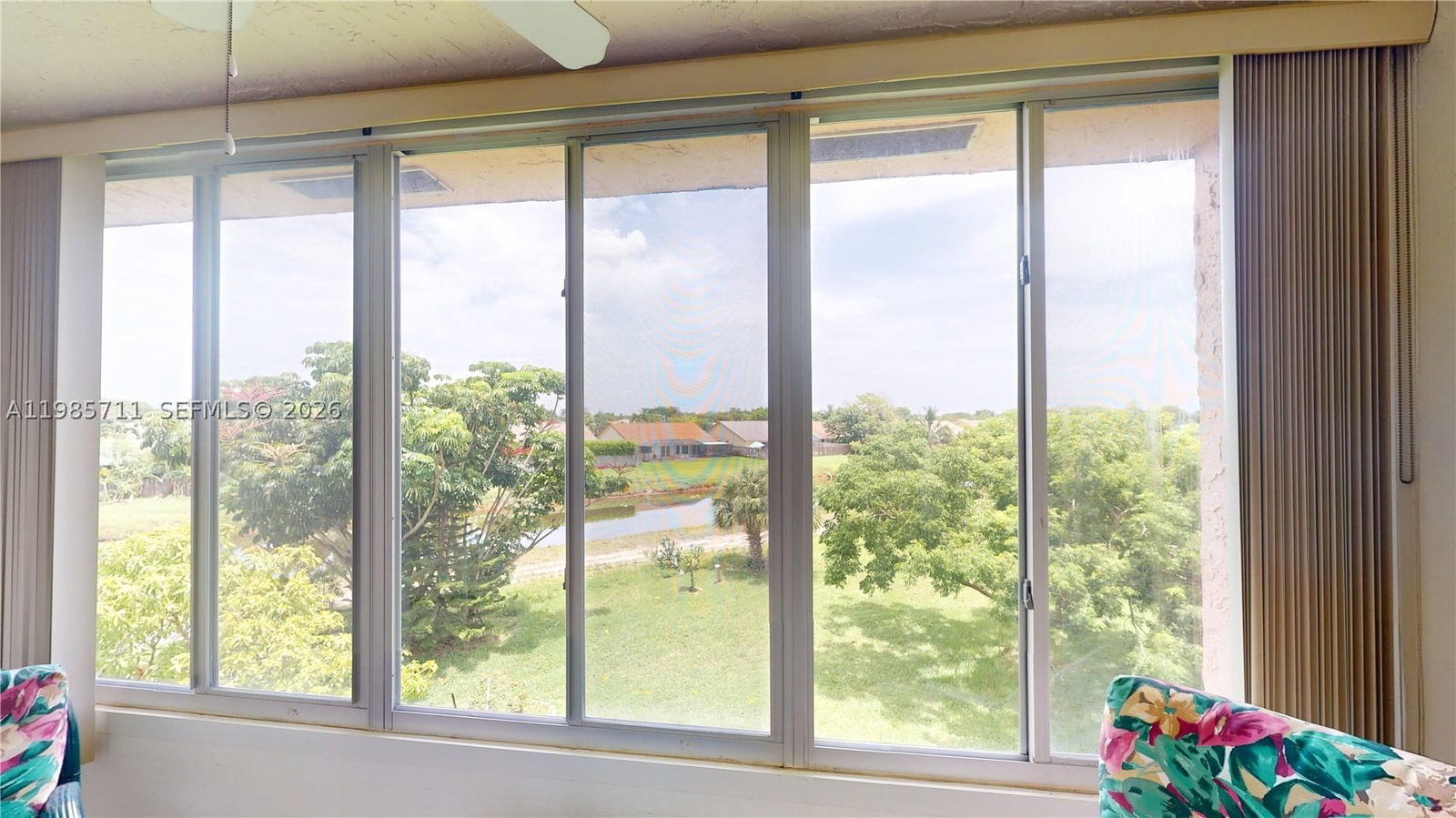 Real estate property located at 9621 Sunrise Lakes Blvd #302, Broward, Sunrise Lakes 126 Condo, Sunrise, FL
