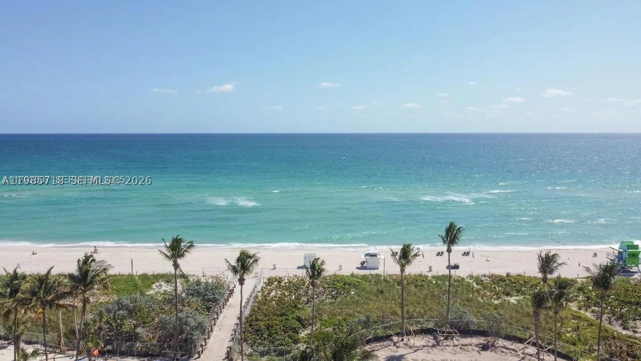 Real estate property located at 7326 Collins Ave #208, Miami-dade, Welworth Condo, Miami Beach, FL