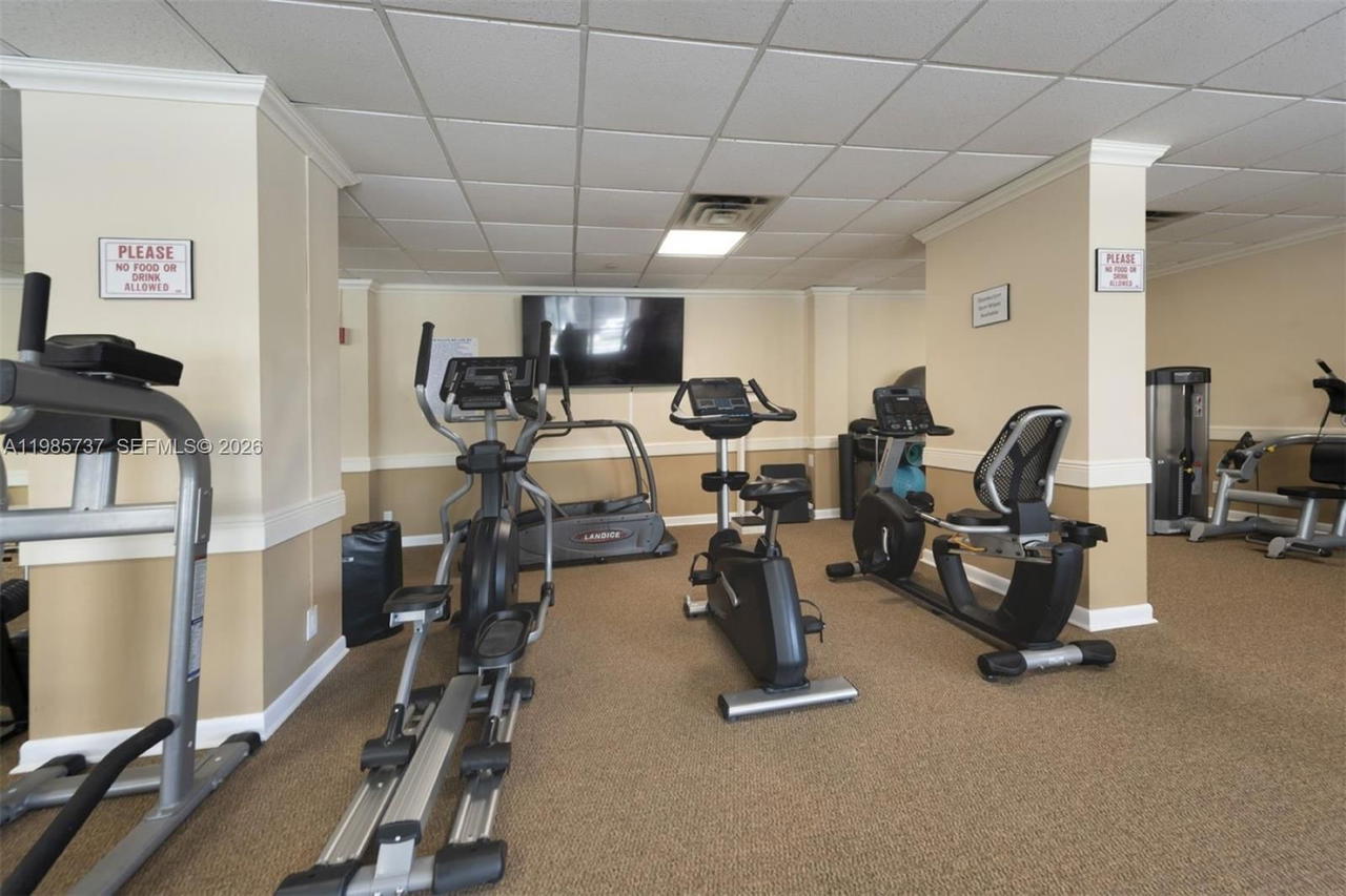 Real estate property located at 4010 Galt Ocean Dr #1701, Broward, Ocean Summit Condo, Fort Lauderdale, FL