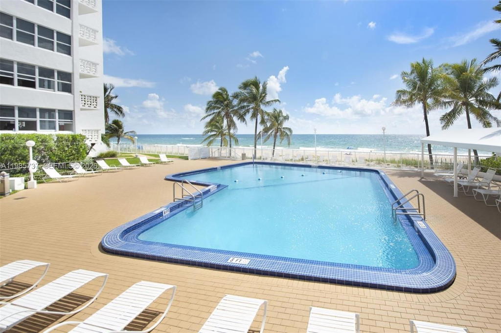 Real estate property located at 4010 Galt Ocean Dr #1701, Broward, Ocean Summit Condo, Fort Lauderdale, FL